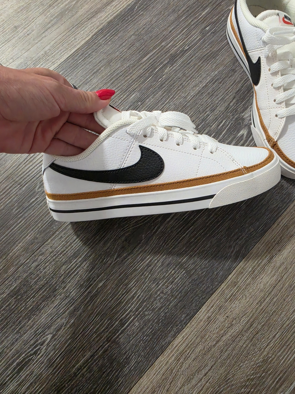 Nike Women’s White Sneakers with Black Swoosh and Brown Trim - Picture 2 of 5